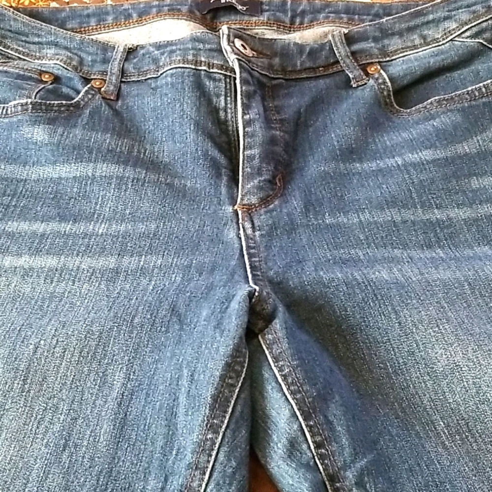 Capri jeans